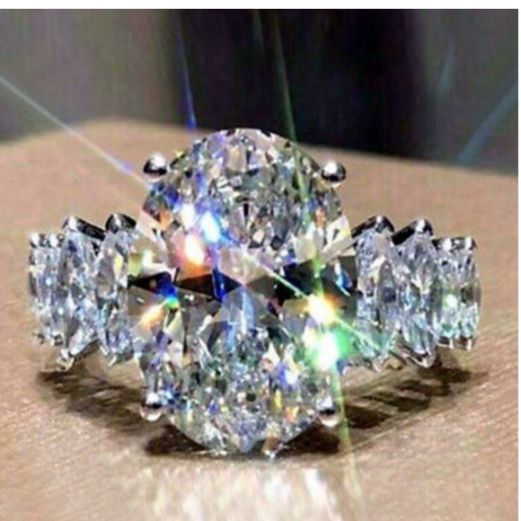 Jewelry - New Gorgeous 925 Sterling Silver